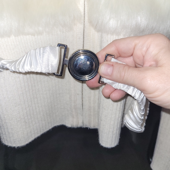 White house Black market small faux fur sweater jacket - Picture 3 of 4